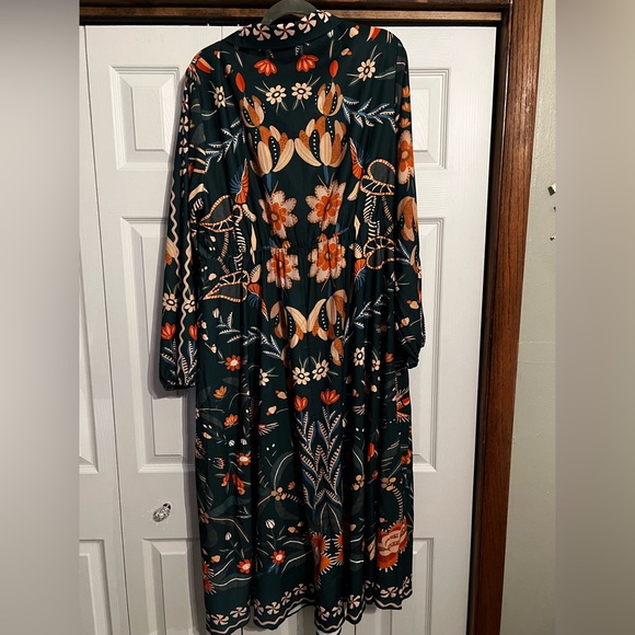 BloomChic Dresses & Skirts - Floral Green Dress